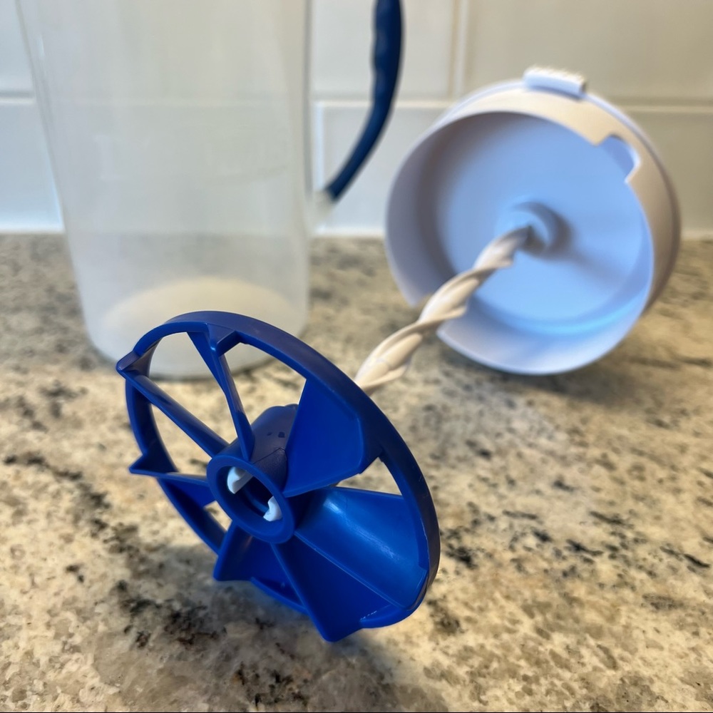 Dr. Brown’s Formula Mixing Pitcher - Picture 4 of 8